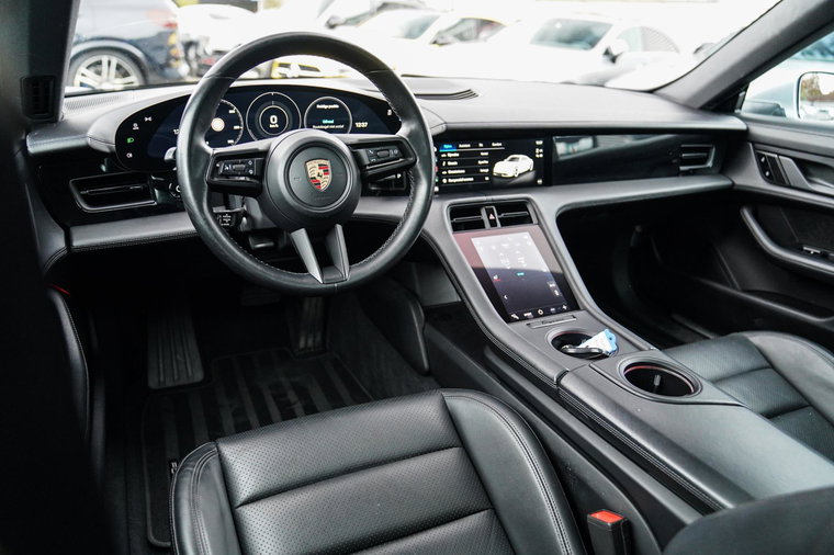 Vehicle Image 45