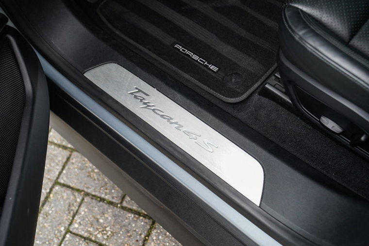 Vehicle Image 50