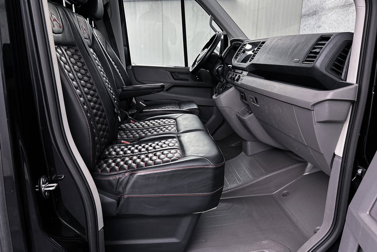 Vehicle Image 21