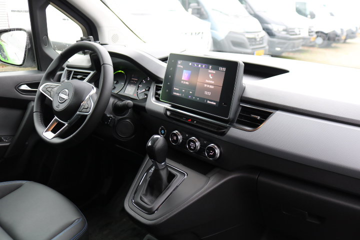 Vehicle Image 23