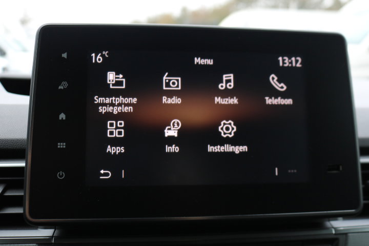 Vehicle Image 35
