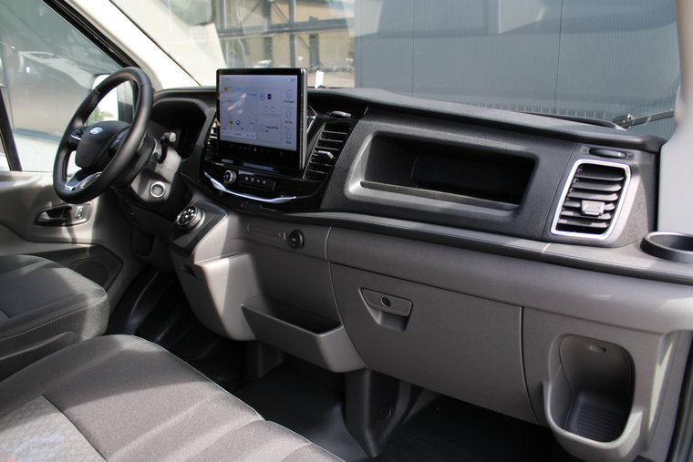 Vehicle Image 35