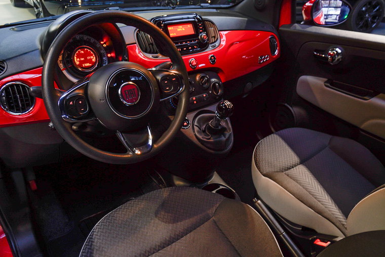 Vehicle Image 9