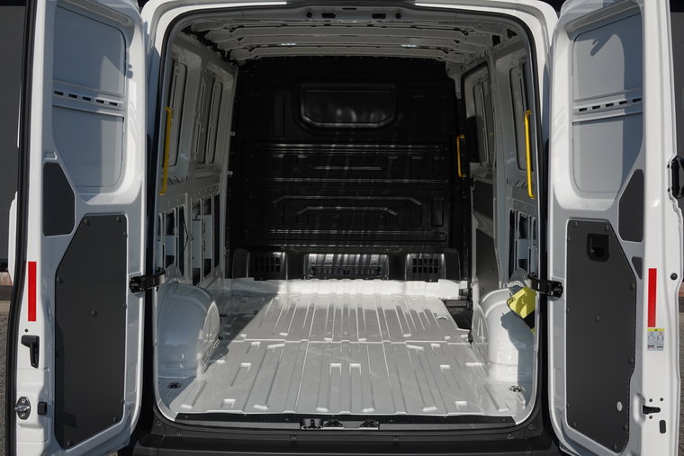 Vehicle Image 21