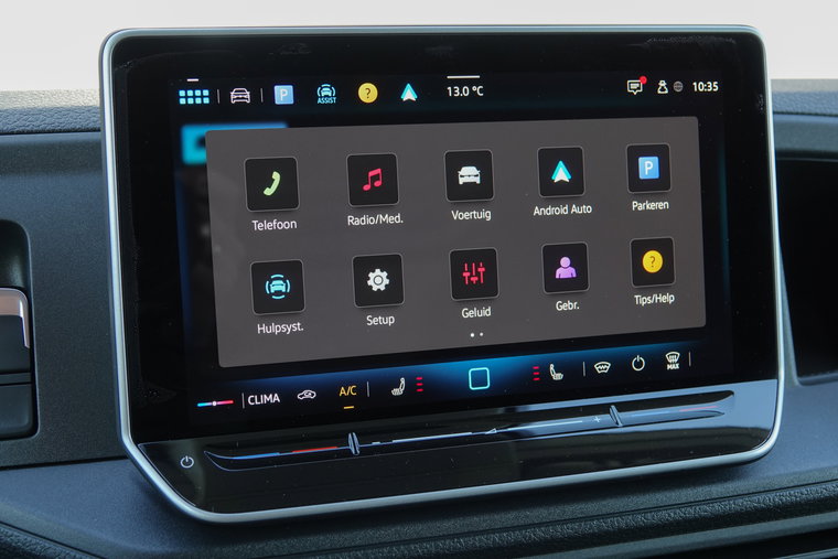Vehicle Image 30