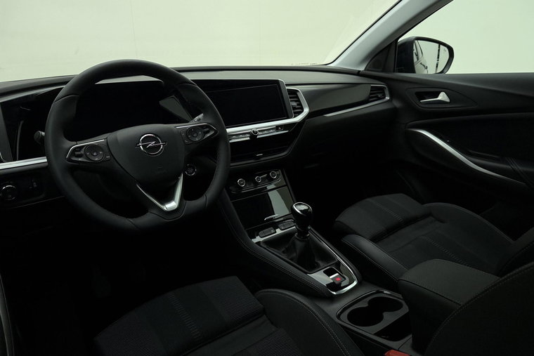 Vehicle Image 19