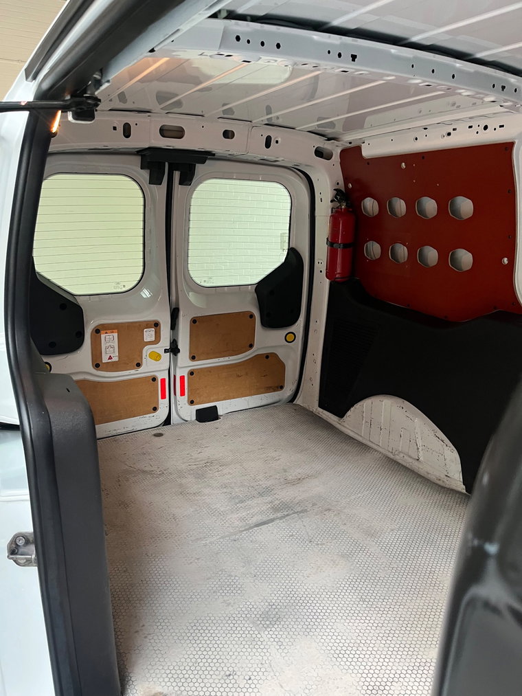 Vehicle Image 33