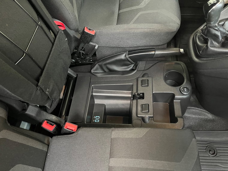 Vehicle Image 39