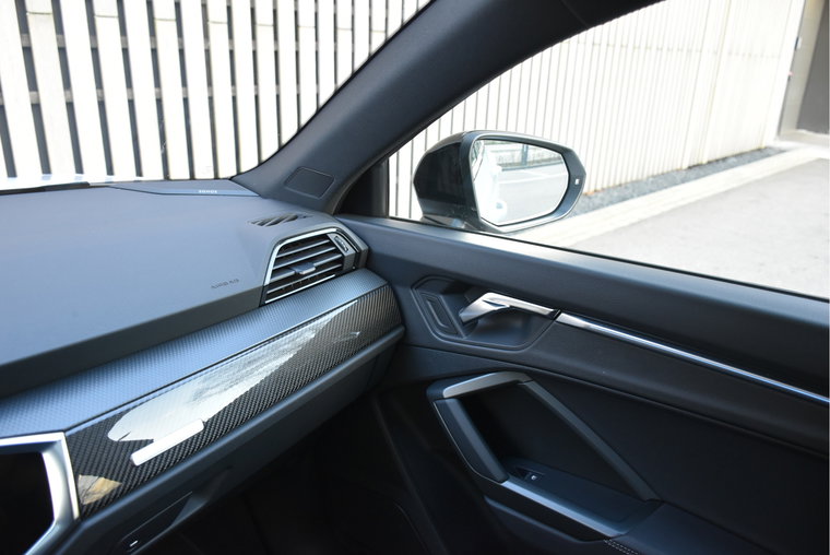 Vehicle Image 33
