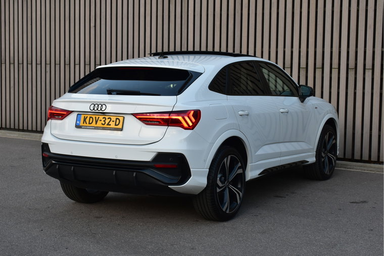 Vehicle Image 38