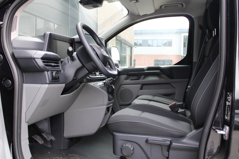 Vehicle Image 14