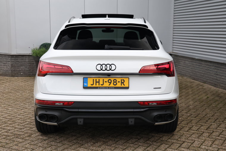 Vehicle Image 30