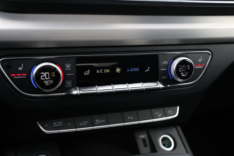 Vehicle Image 41