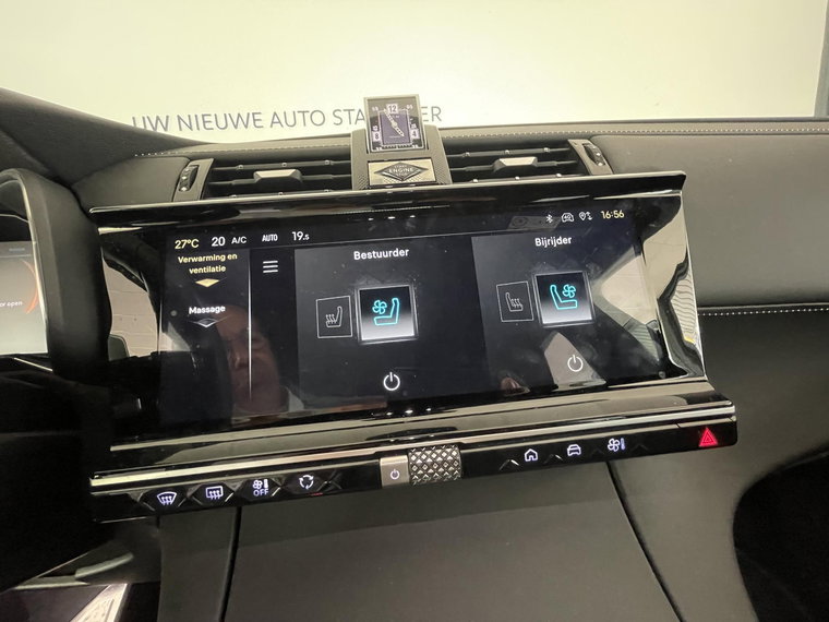 Vehicle Image 38