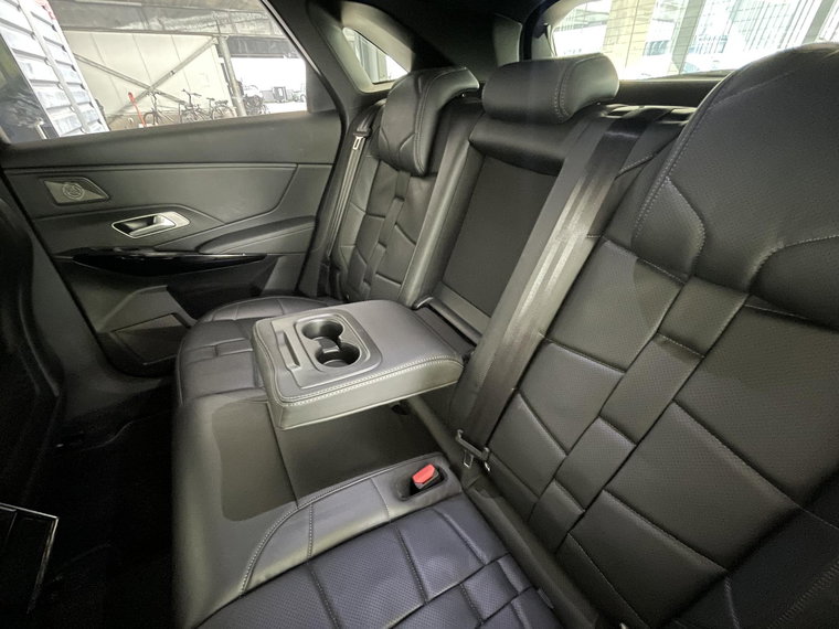 Vehicle Image 50