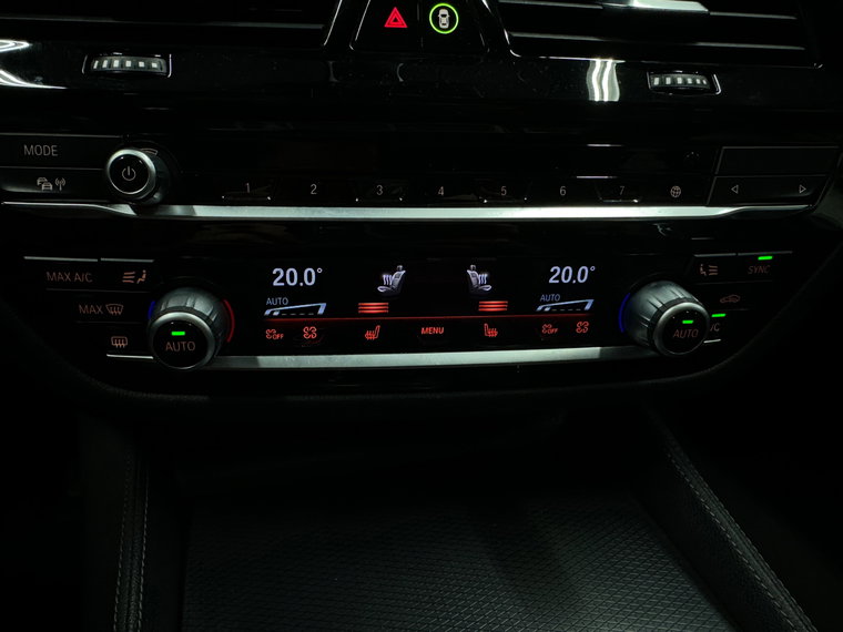 Vehicle Image 33