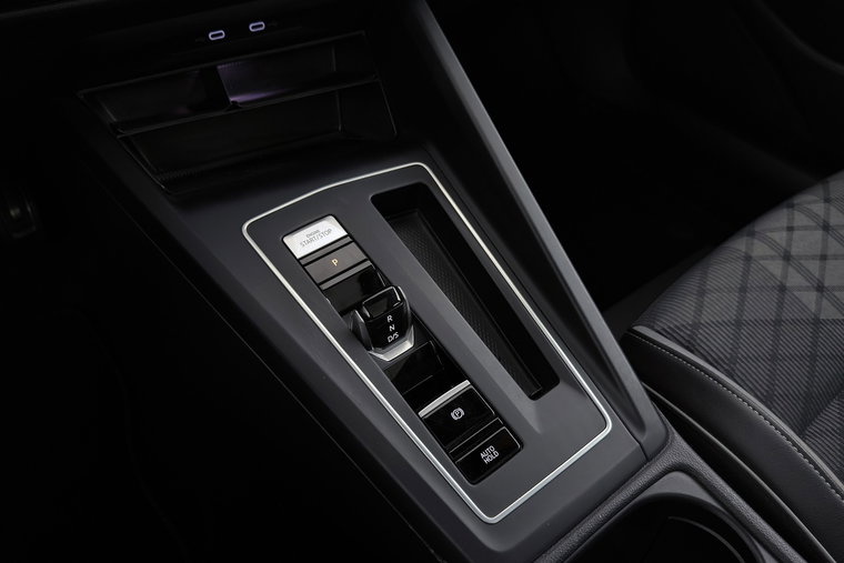 Vehicle Image 33