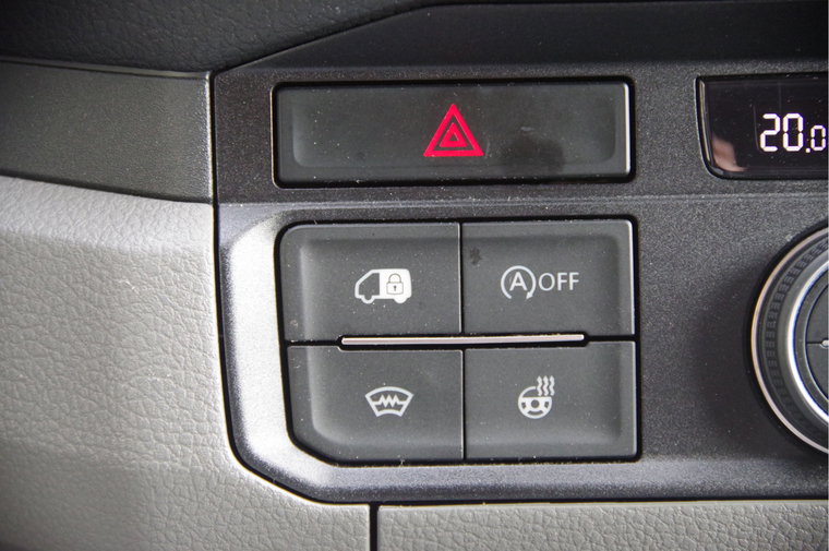 Vehicle Image 24