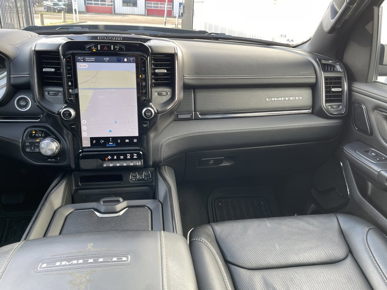 Vehicle Image 47
