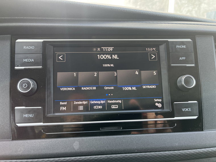 Vehicle Image 38