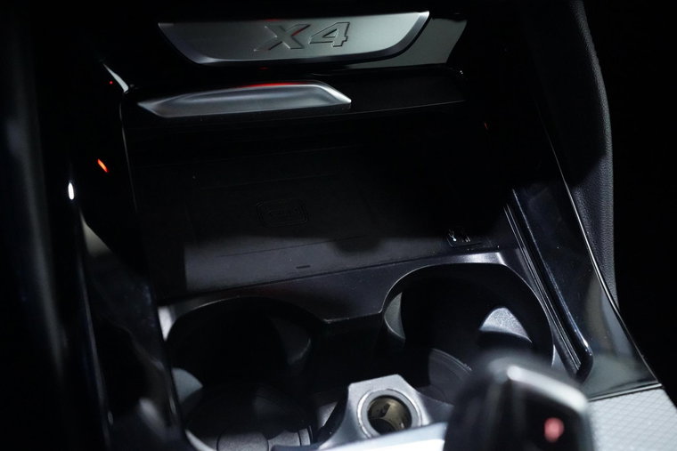 Vehicle Image 45