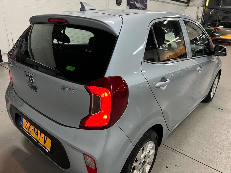 Vehicle Image 31