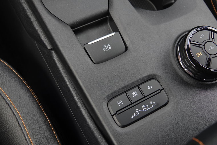 Vehicle Image 32