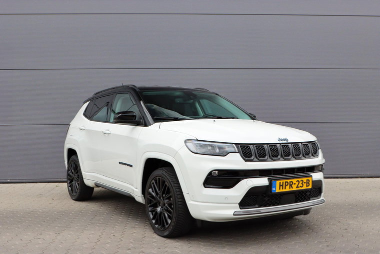 Vehicle Image 17