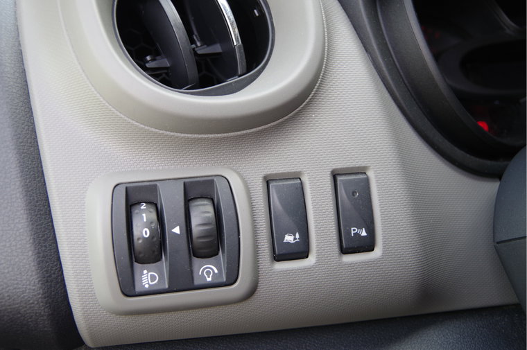 Vehicle Image 19