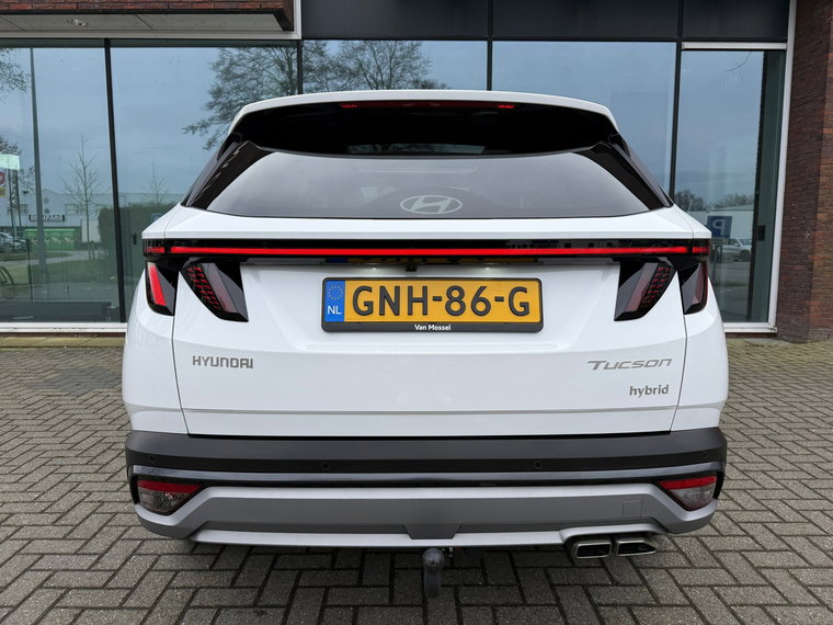 Vehicle Image 28