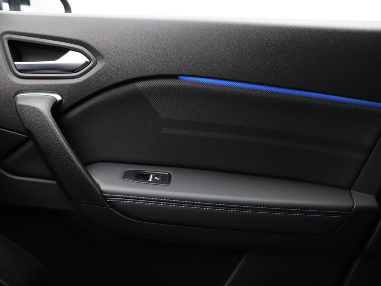 Vehicle Image 38