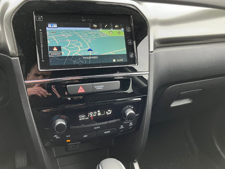 Vehicle Image 13