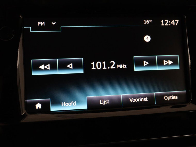 Vehicle Image 19
