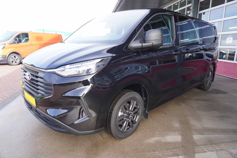 Vehicle Image 11