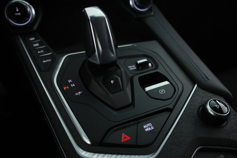 Vehicle Image 26