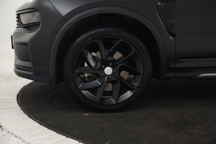Vehicle Image 8