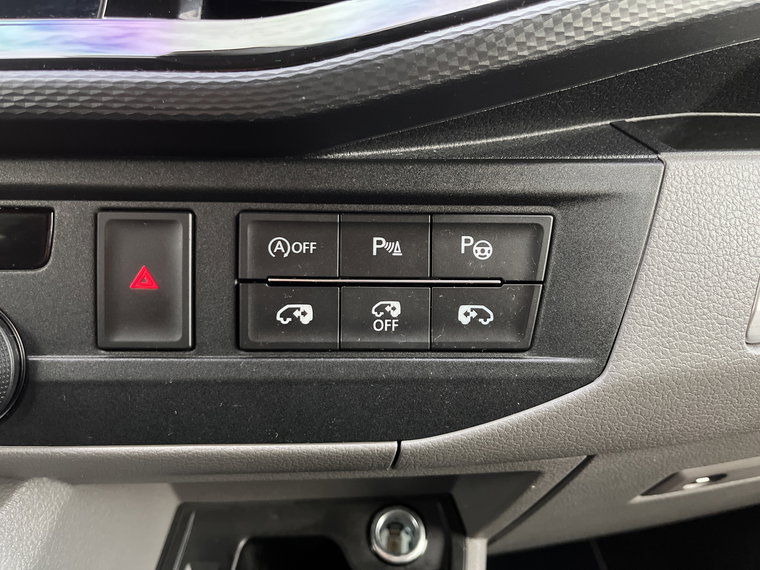 Vehicle Image 41