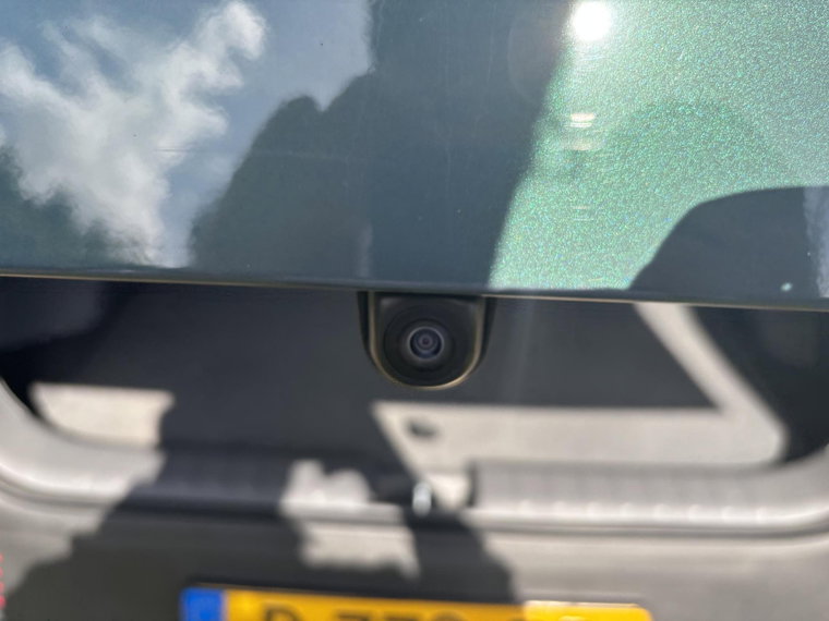 Vehicle Image 31