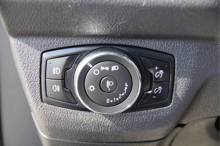 Vehicle Image 17