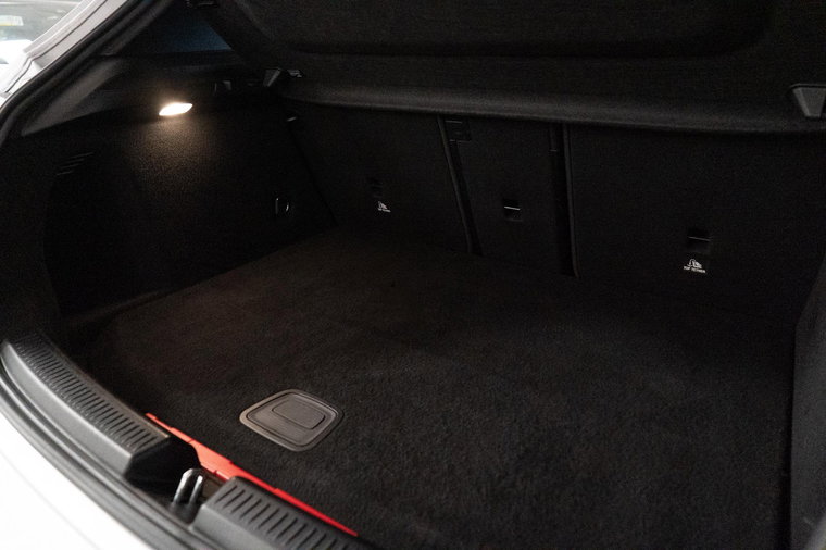 Vehicle Image 37