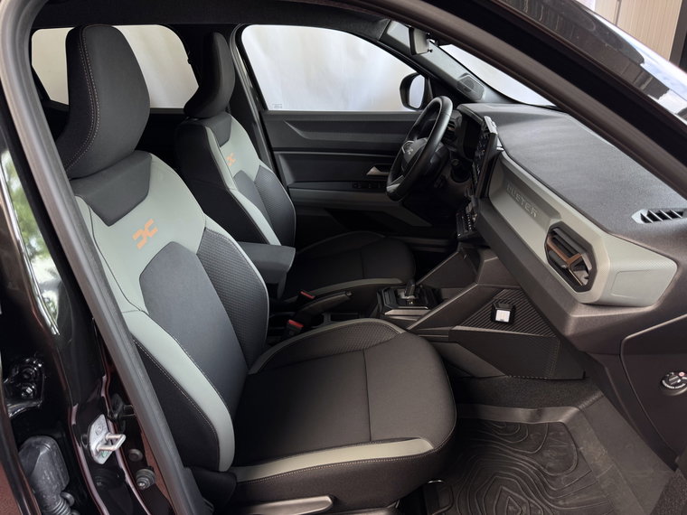 Vehicle Image 31