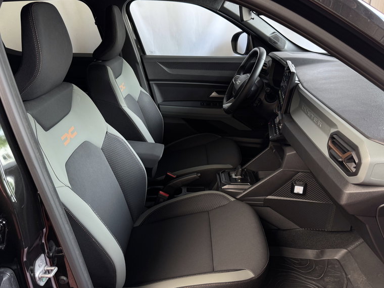Vehicle Image 32