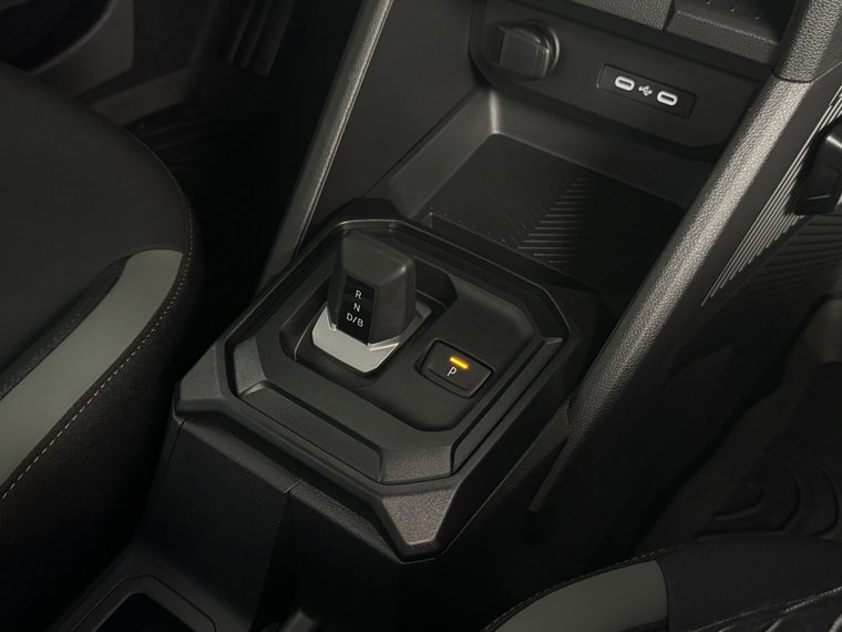 Vehicle Image 35
