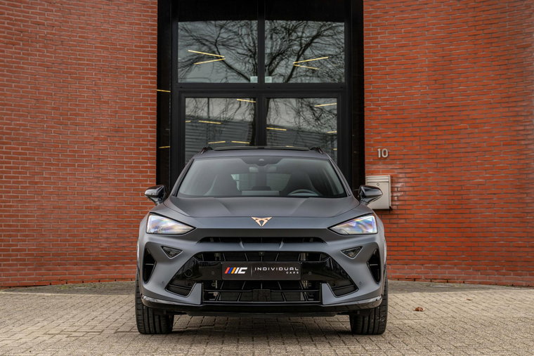 Vehicle Image 4