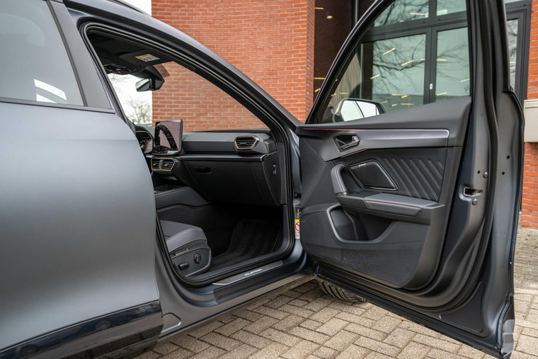 Vehicle Image 37