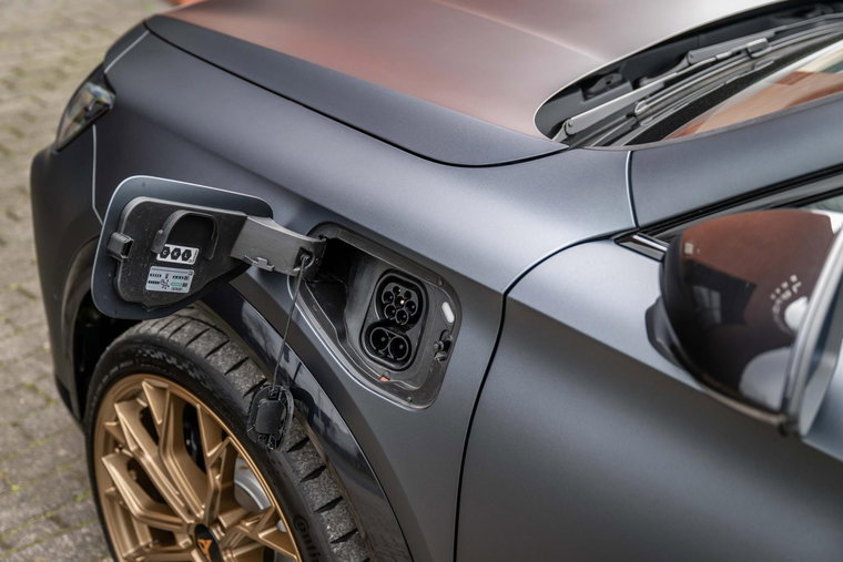 Vehicle Image 9