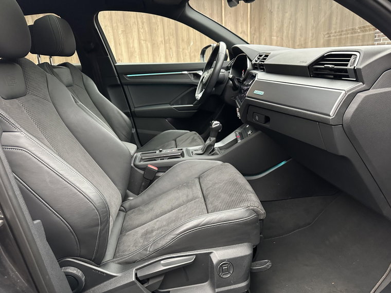 Vehicle Image 40