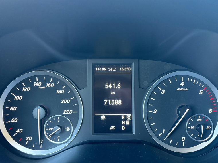 Vehicle Image 37