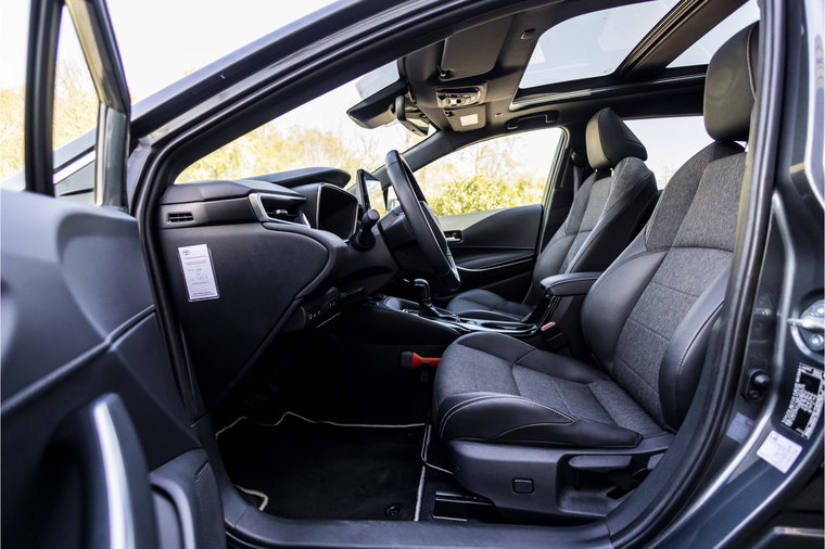 Vehicle Image 21