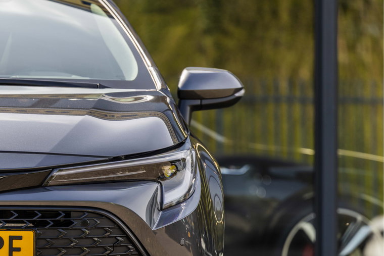 Vehicle Image 4
